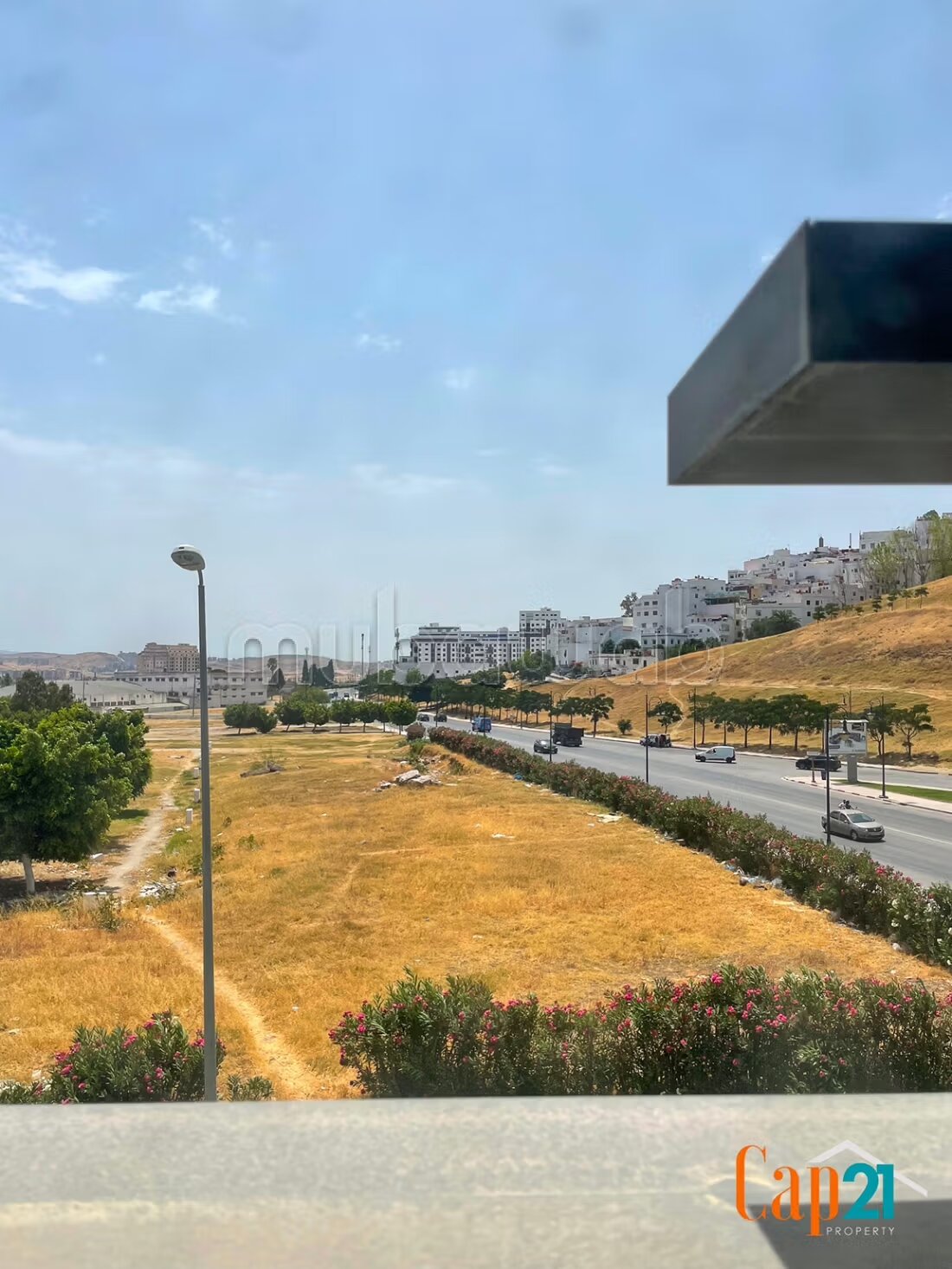 مكتب 134 م² للإيجار في طنجة — Photo 9
