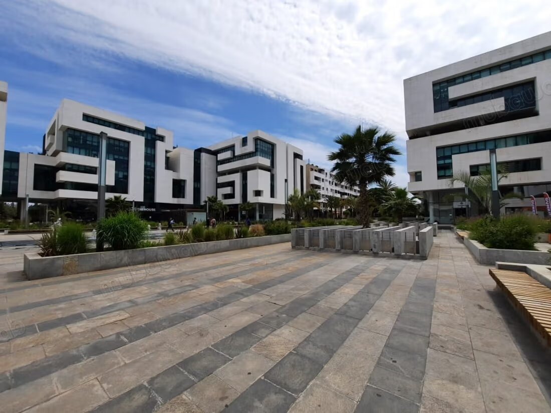 Villa 300 m² à louer à Rabat – Hay Riad à Rabat
