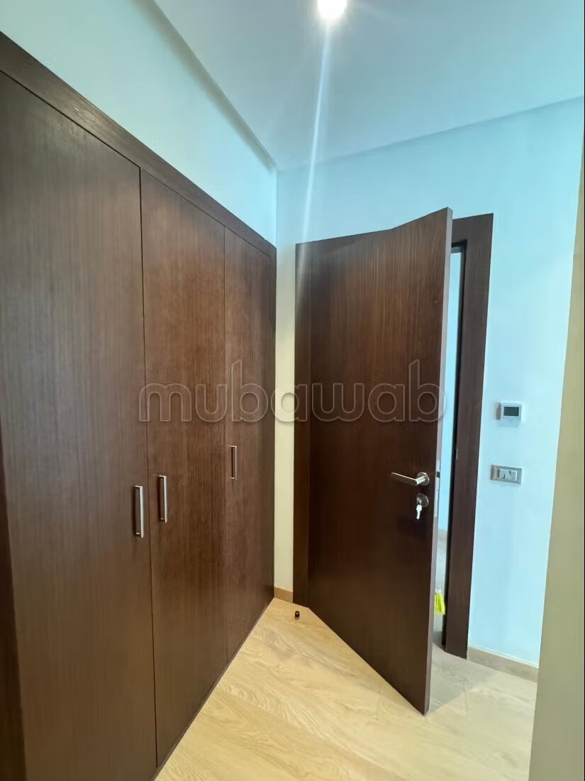 Apartment 150 m² for rent in Rabat – Souissi — Photo 5