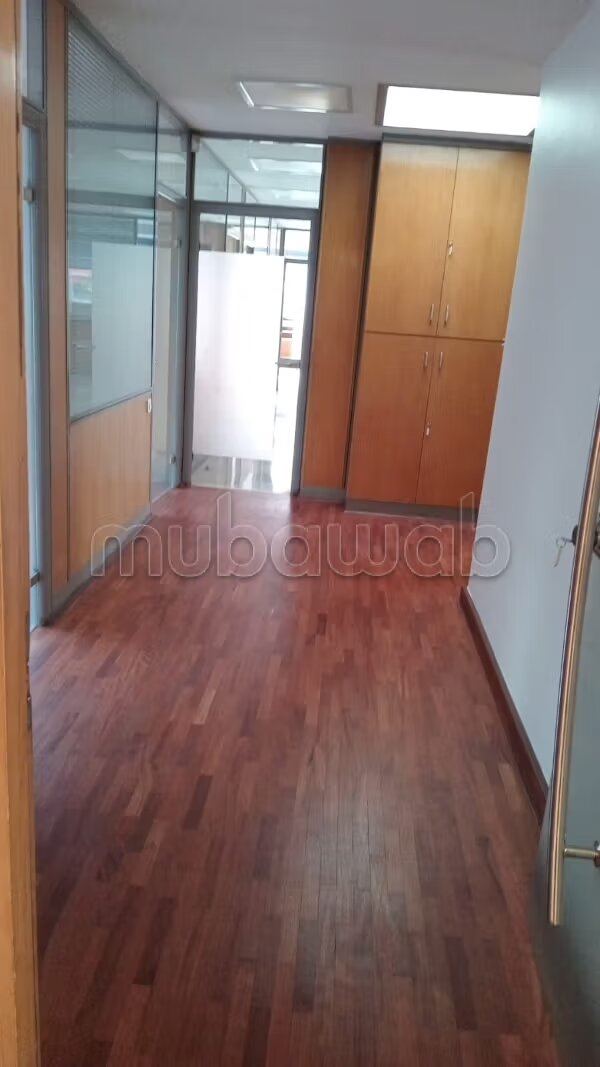 مكتب 500 متر مربع للإيجار في الدار البيضاء (سيدي ماروف) — Photo 18