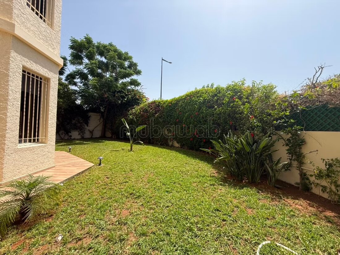 Villa à louer à Hay Riad, الرباط — Photo 3
