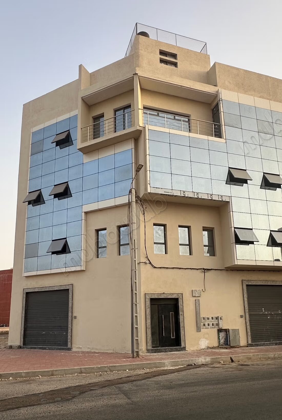 Bureau 648 m² à louer à Laâyoune à Laâyoune