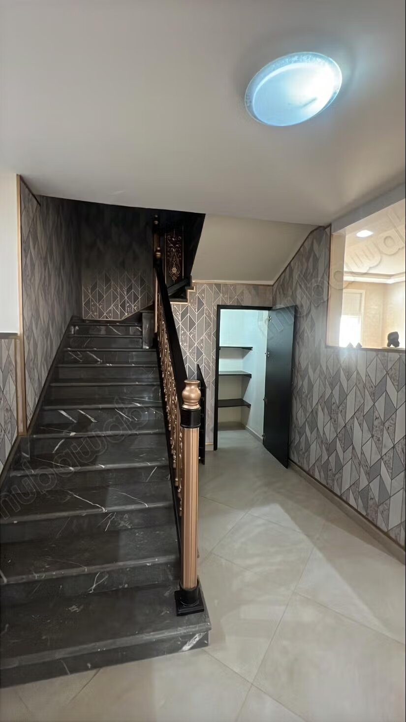 فيلا 330 متر مربع للإيجار في الرباط — Photo 19