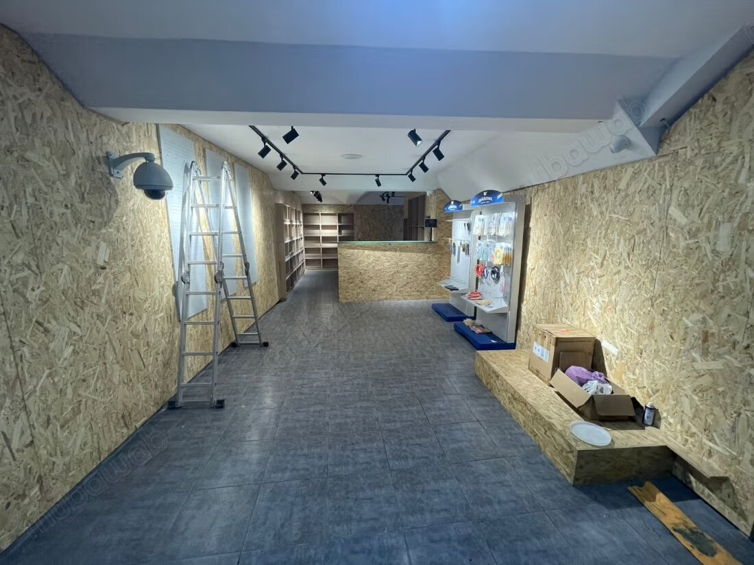 Bureau 250 m² à louer à Casablanca — Photo 3