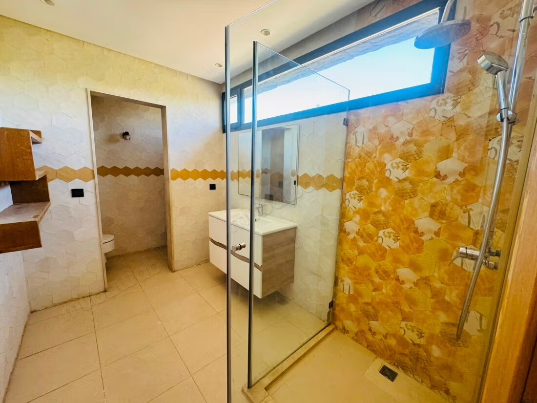 Villa 450 sq m for rent in Casablanca – Palmeraie Ville Verte — Photo 16