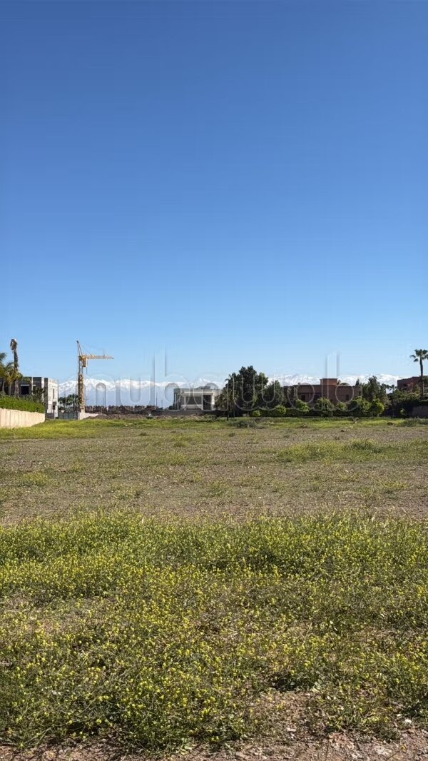 Terrain 2171 m² à vendre à Marrakech – Agdal — Photo 3