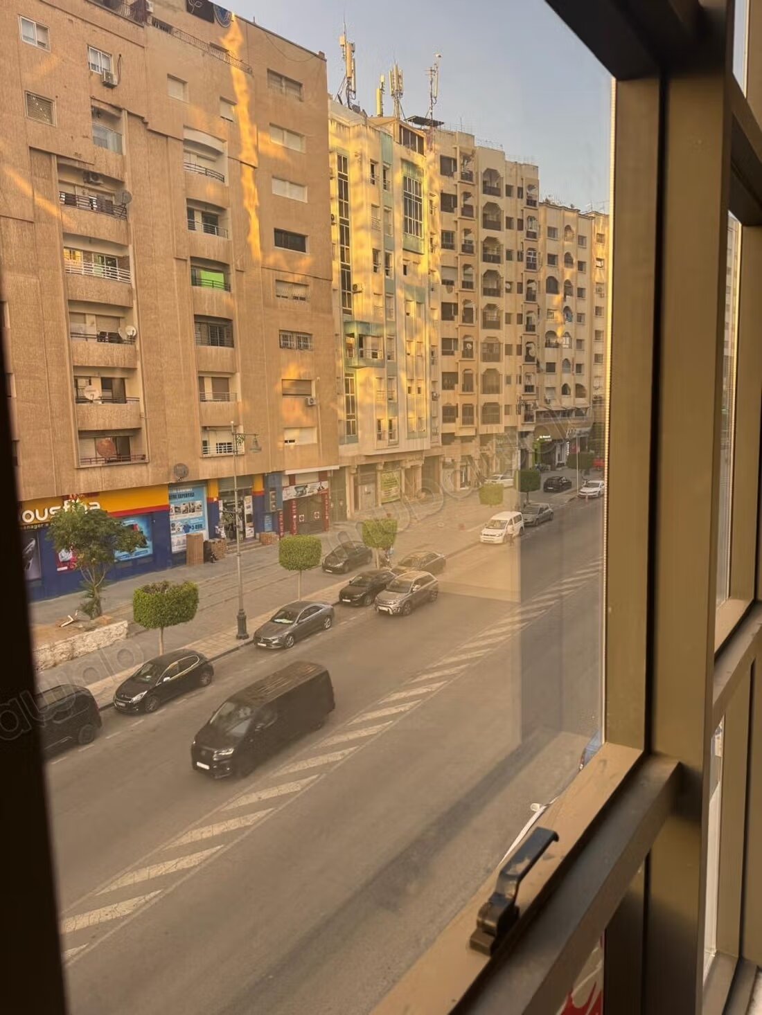 مكتب 77 متر مربع للإيجار في مكناس — Photo 4