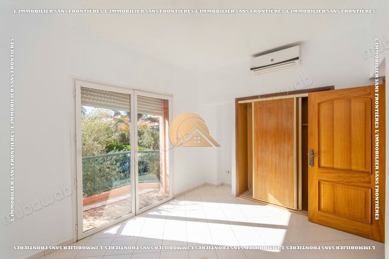 Villa 240 m² à louer à Marrakech — Photo 21