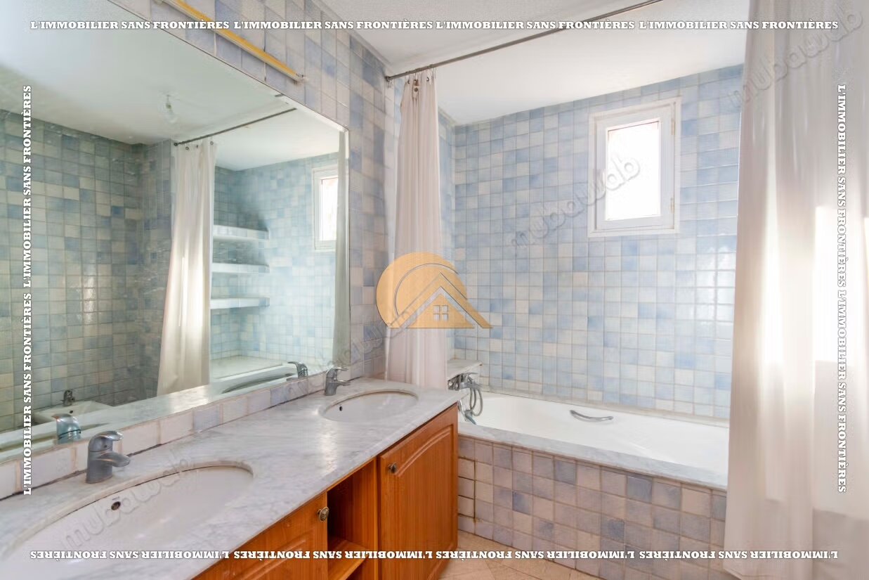 Villa 240 m² à louer à Marrakech — Photo 26