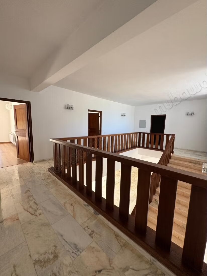 Villa 1800 m² à louer à Rabat – Souissi — Photo 6