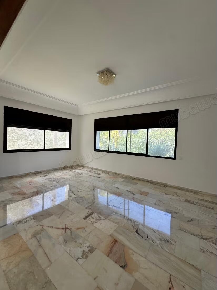 Villa 1800 m² à louer à Rabat – Souissi — Photo 9