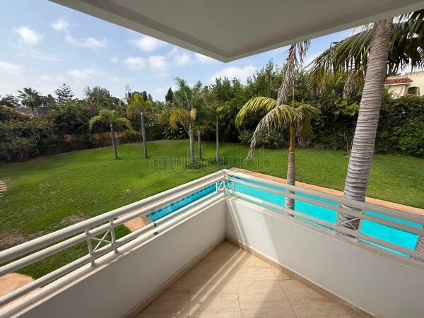 Villa 1800 m² à louer à Rabat – Souissi — Photo 16