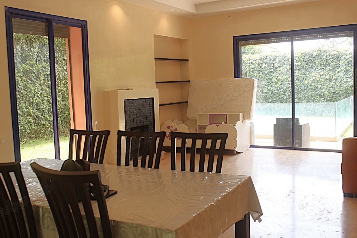 Villa à vendre à Marrakech – jardin triple façade — Photo 12