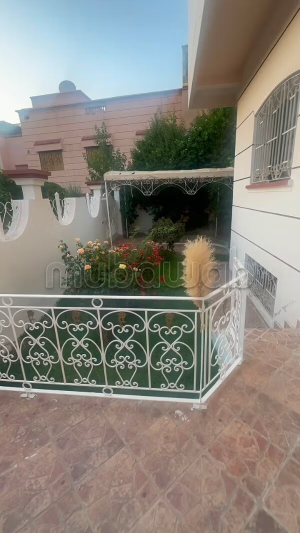 Villa à vendre à Marrakech – jardin triple façade — Photo 31