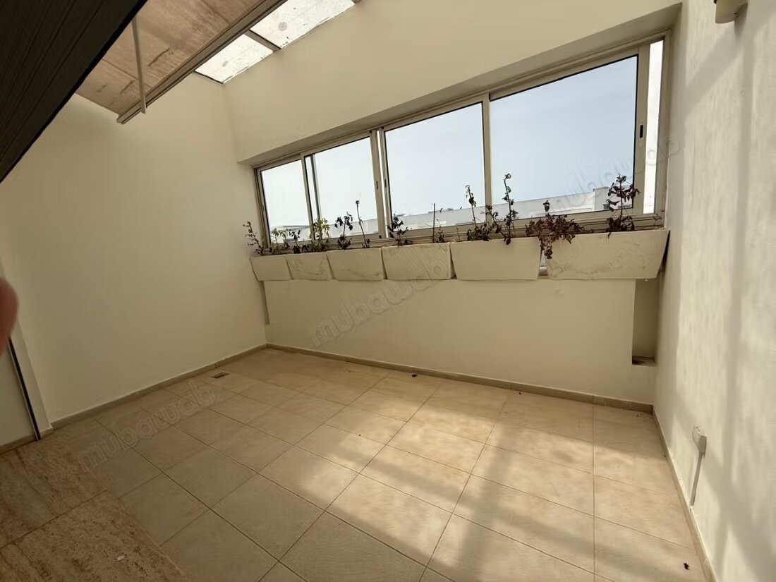 101 m² Apartment for Rent in Casablanca — Photo 3