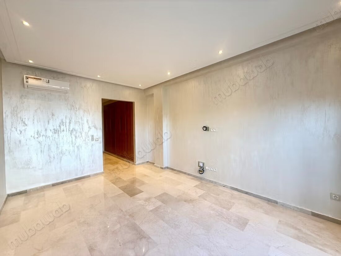190 m² Apartment for Rent in Casablanca — Photo 5