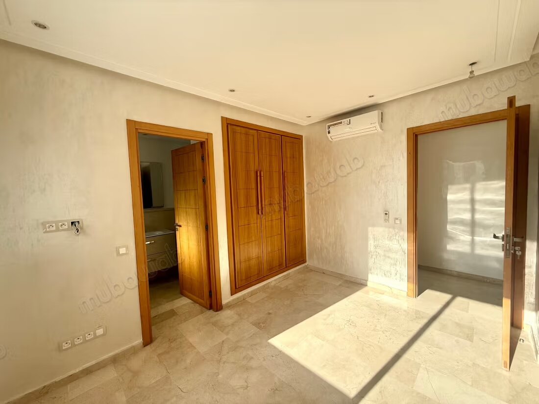 190 m² Apartment for Rent in Casablanca — Photo 14
