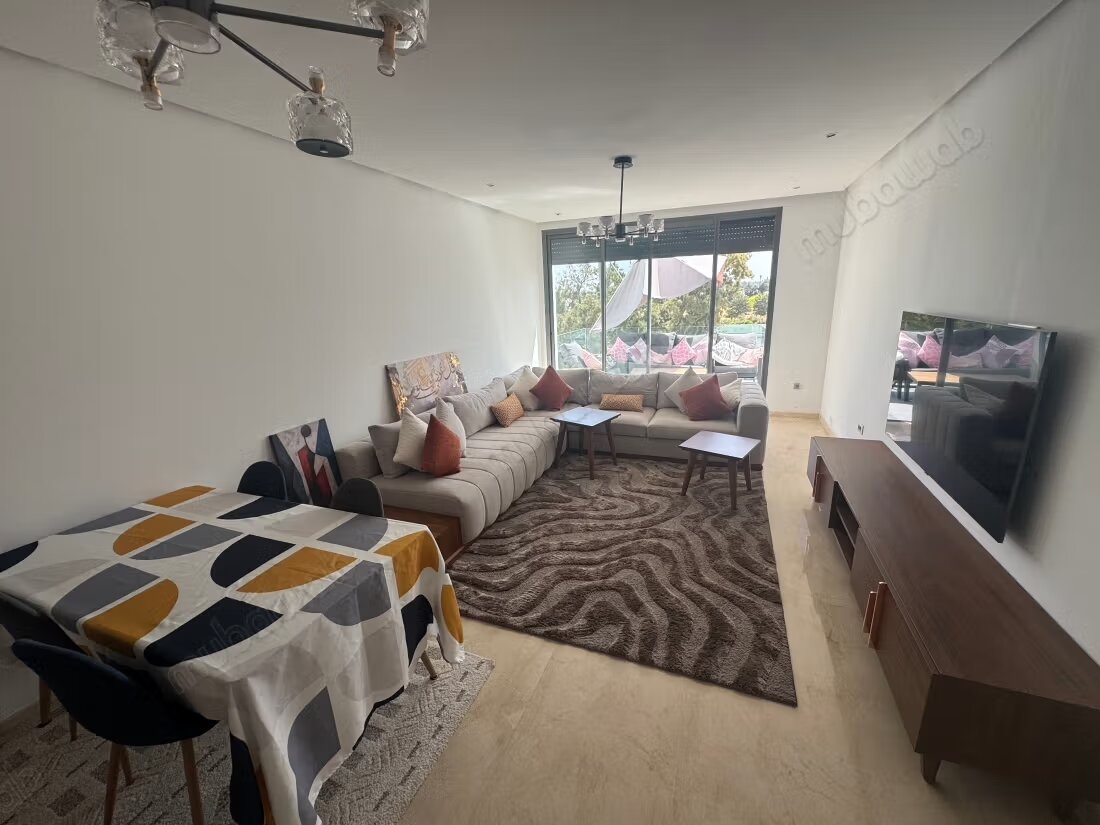 Apartment 150 m² for rent in Rabat – Souissi — Photo 2