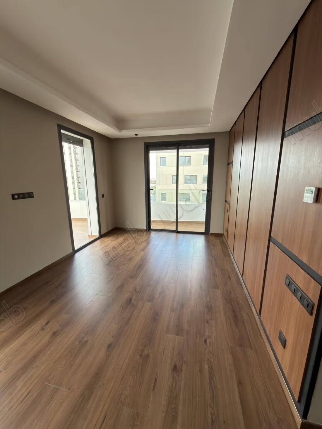 Apartment 130 m² for rent in Casablanca, Hay Hassani à Casablanca