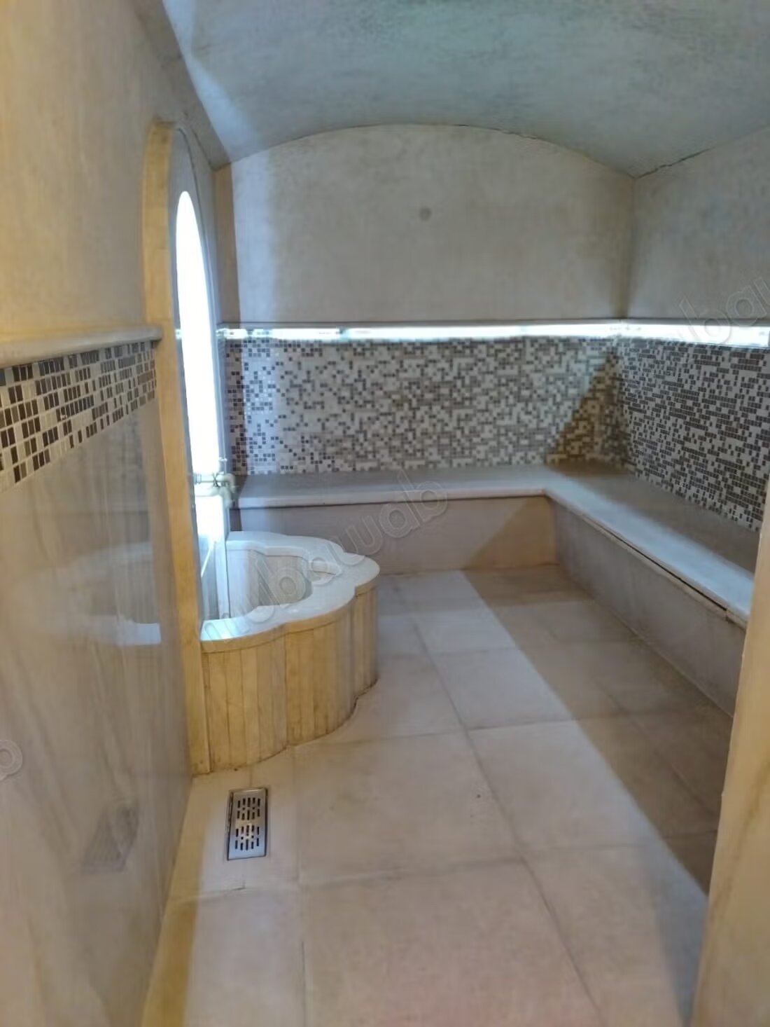 Bureau 369 m² à louer à Casablanca — Photo 13
