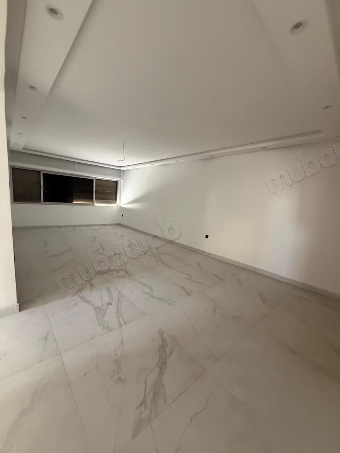 شقة 100 م² للإيجار في الدار البيضاء – المعاريف — Photo 15