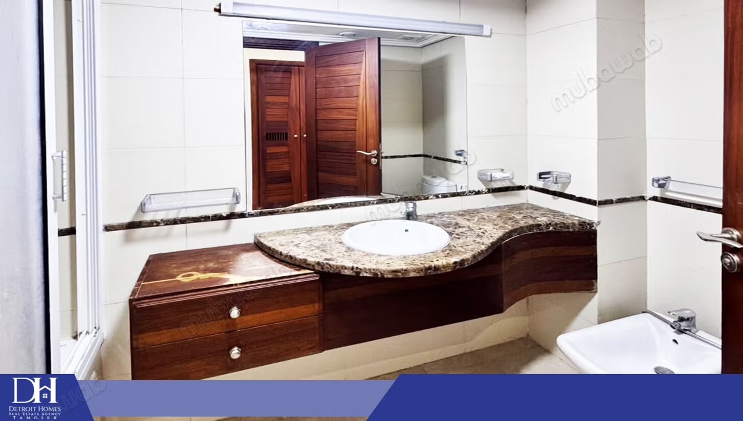 شقة 143 م² للإيجار في طنجة — Photo 9