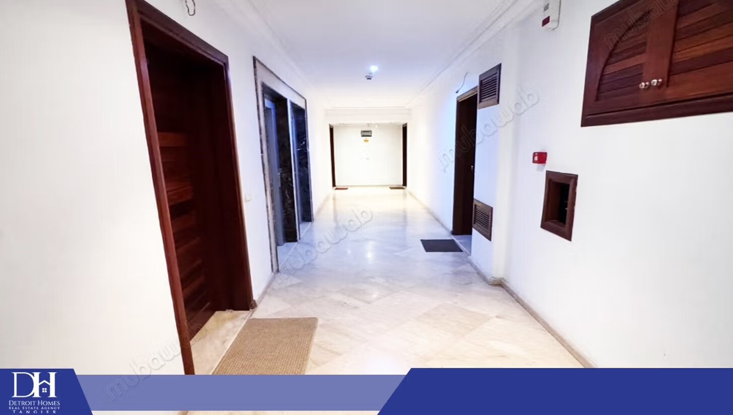 شقة 143 م² للإيجار في طنجة — Photo 15