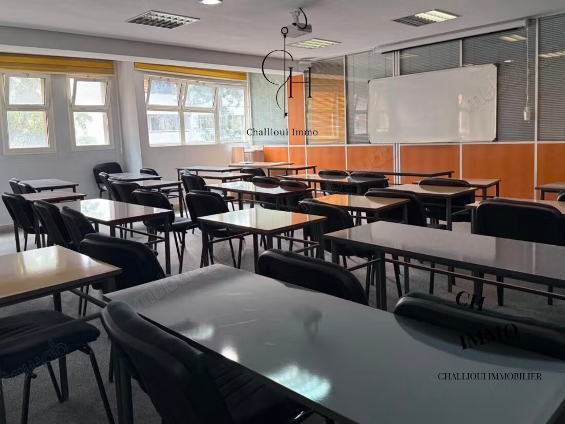 Bureau 200 m² à louer à Rabat Agdal à Rabat