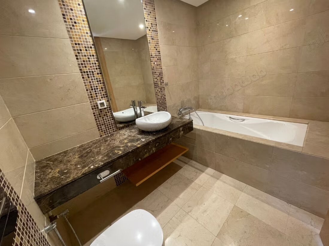 4‑Bedroom Villa for Rent in Casablanca — Photo 12