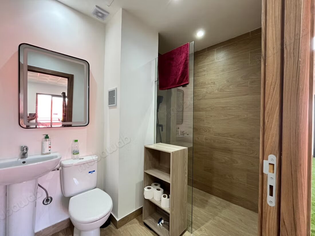 Office 70 m² for rent in Marrakech — Photo 6