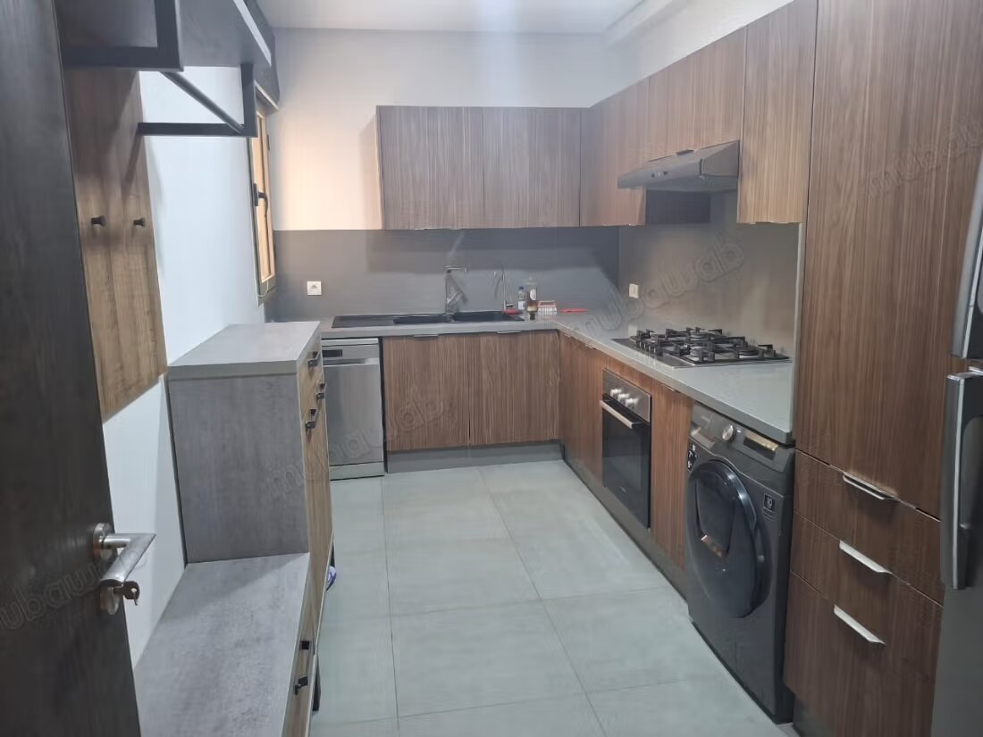 290 m² Apartment for Rent in الدار البيضاء – Ville Verte — Photo 7