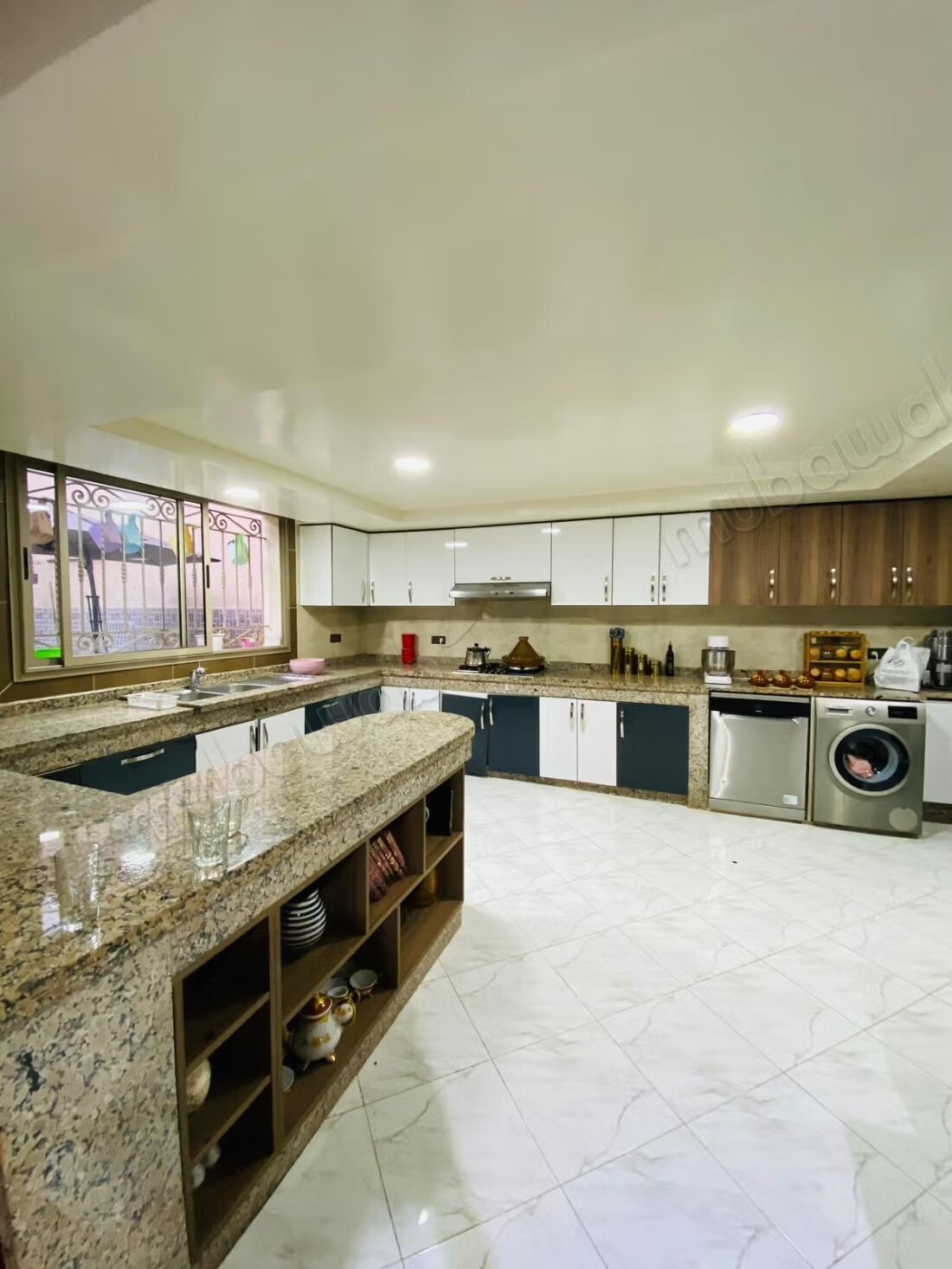 Villa 250 m² for Sale in Casablanca – Dar Bouazza — Photo 15