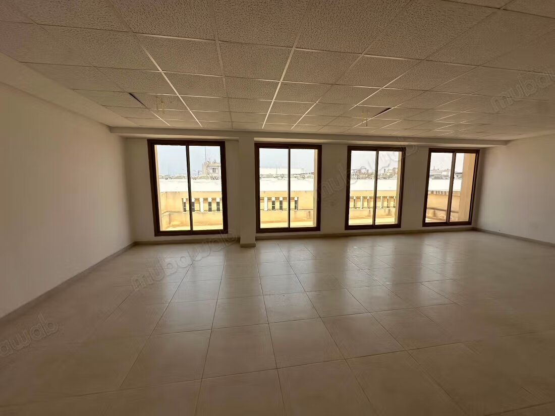 Bureau à vendre à Casablanca – Derb Omar — Photo 3