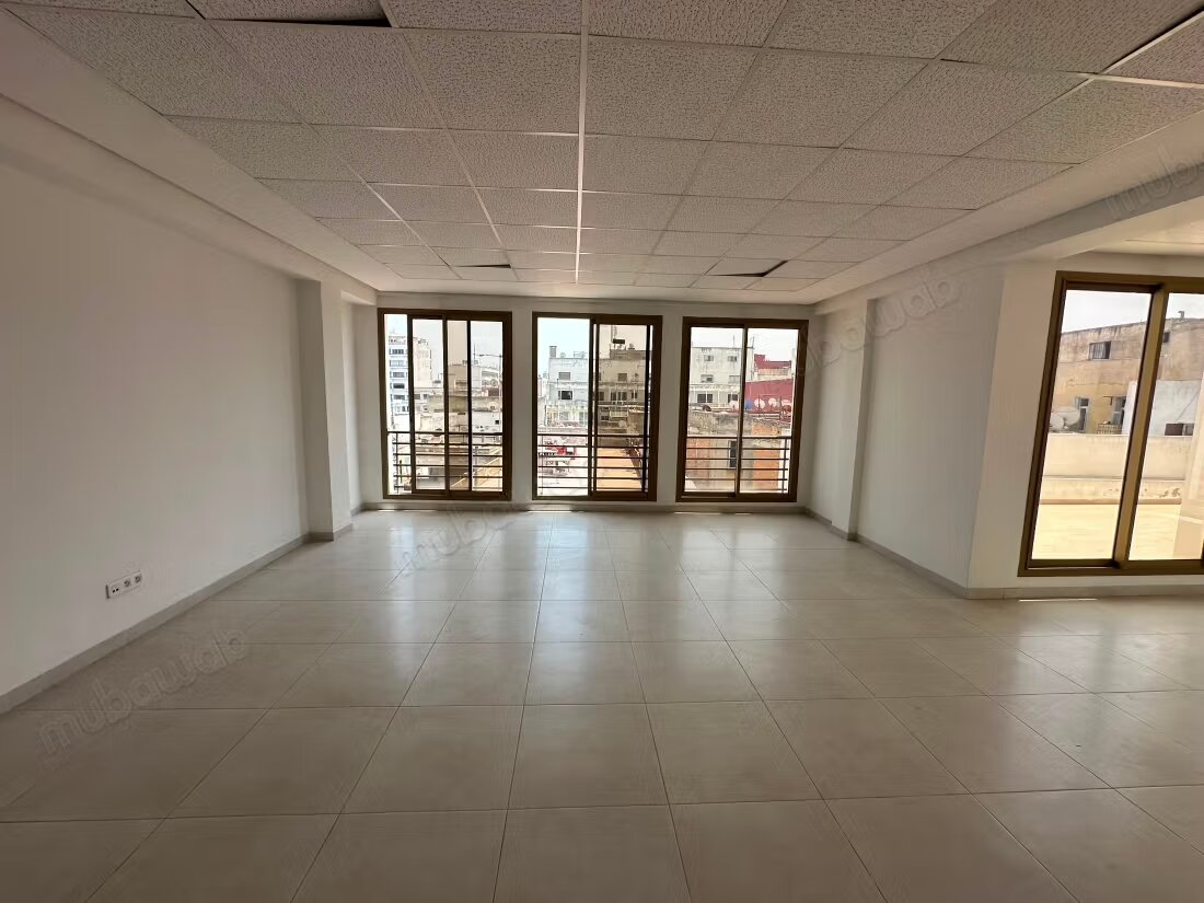 Bureau à vendre à Casablanca – Derb Omar — Photo 7