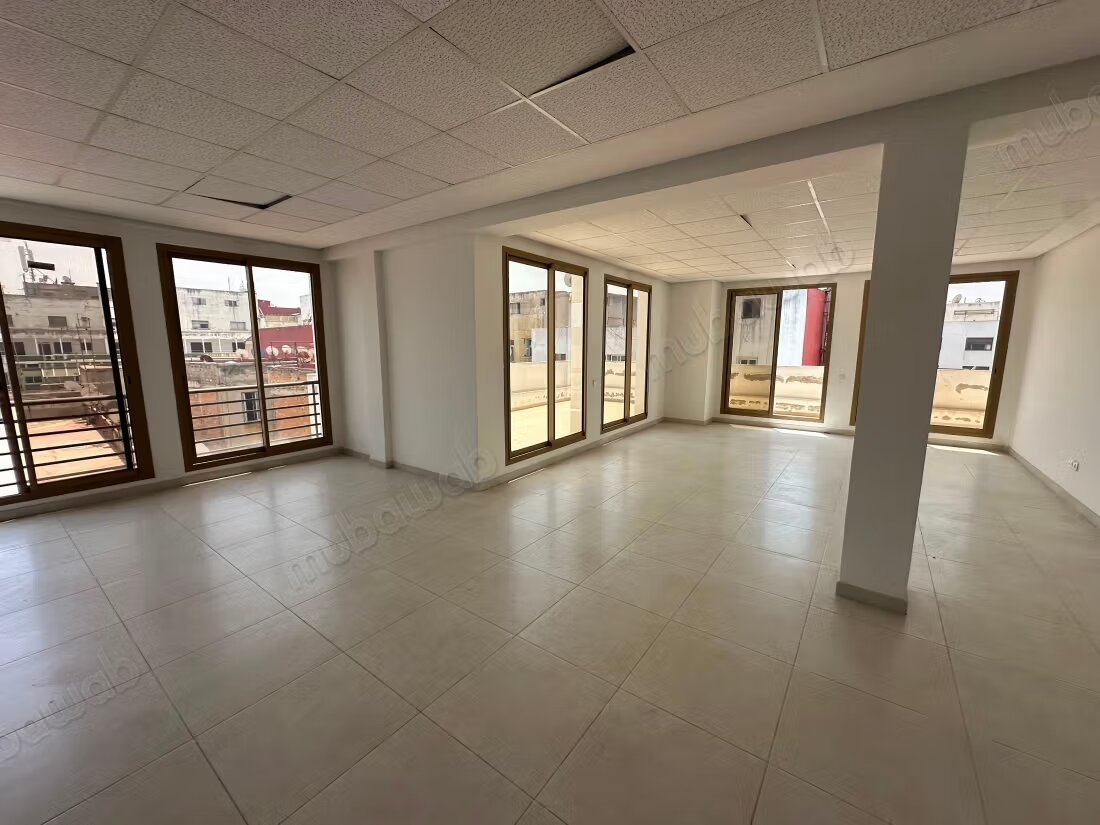 Bureau à vendre à Casablanca – Derb Omar — Photo 8