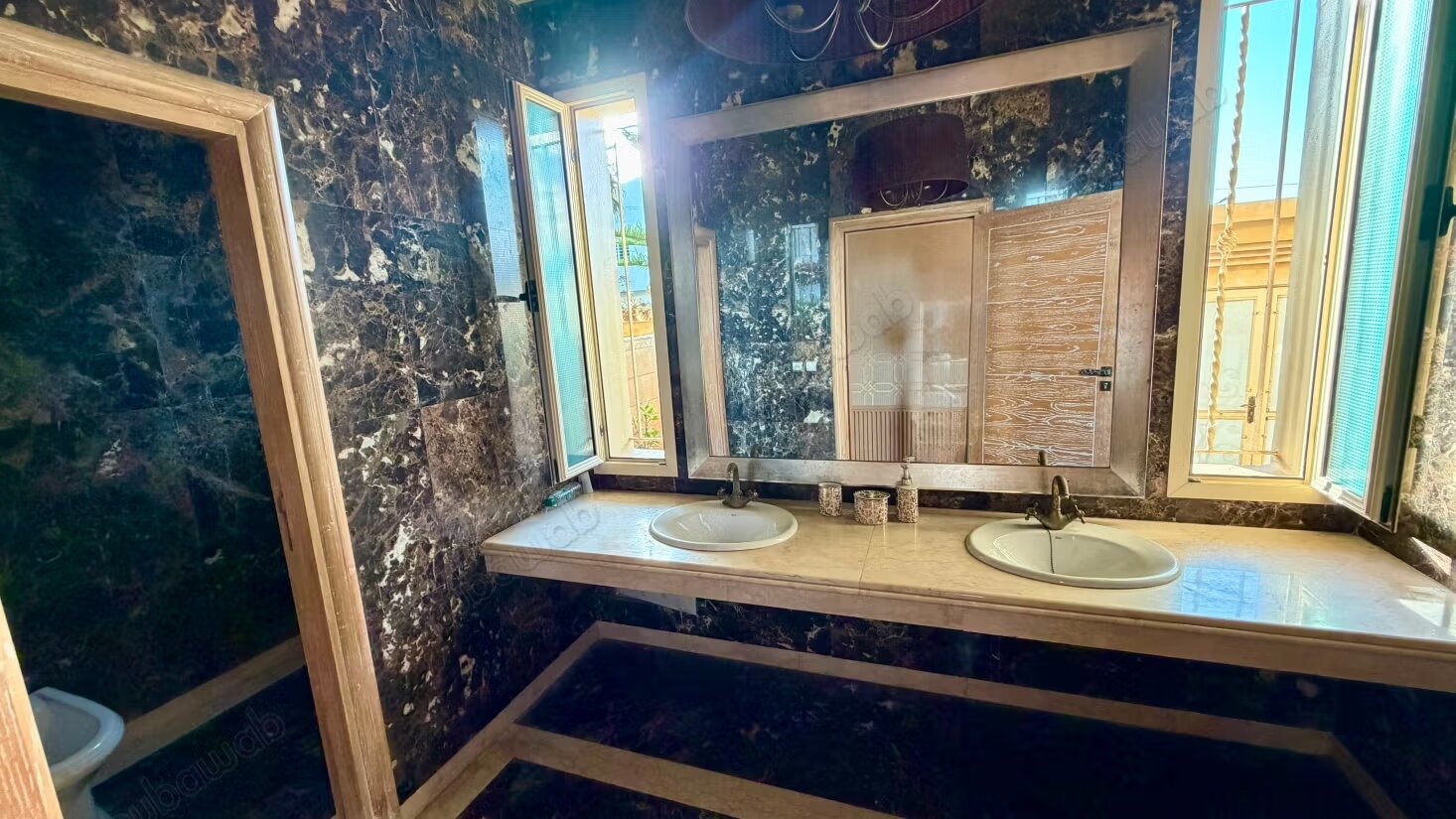 فيلا 800 م² للإيجار في الرباط – Harhoura Centre — Photo 8