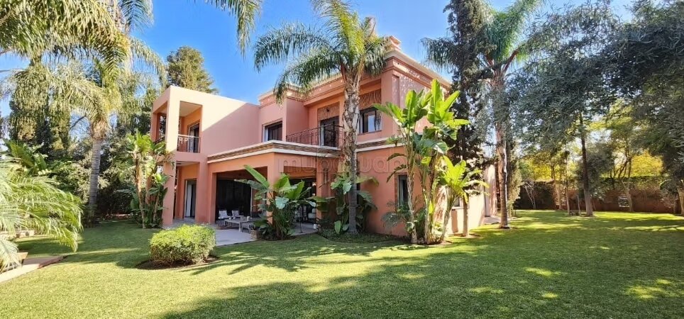 Villa 985 m² à vendre à Marrakech — Photo 2