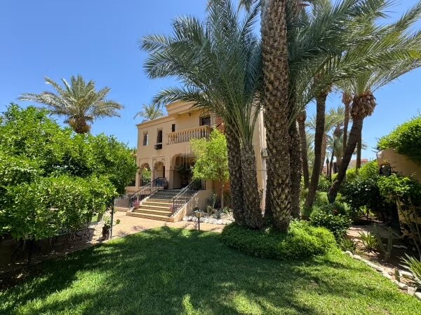 Villa 985 m² à vendre à Marrakech — Photo 3