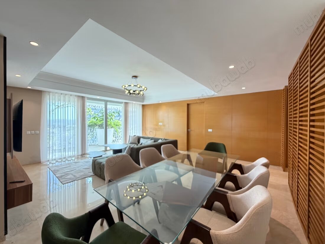 Apartment 155 m² for rent in Casablanca — Photo 4