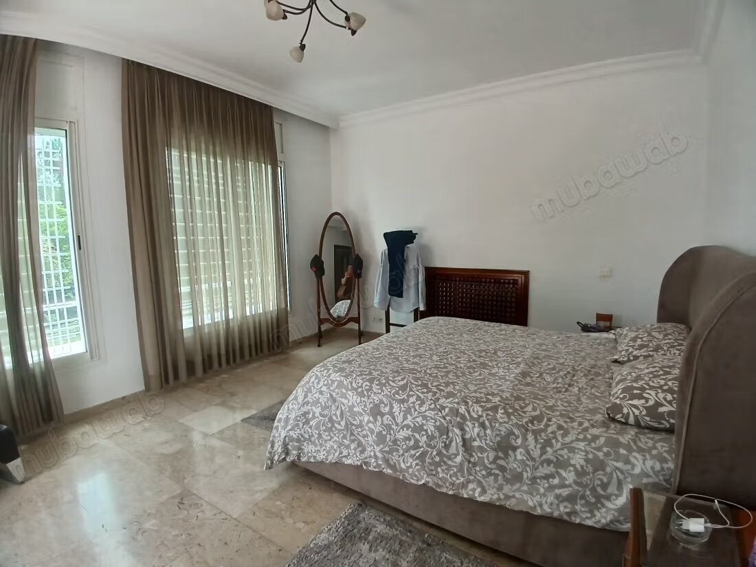 فيلا للإيجار في الرباط (سويّسي) — Photo 19