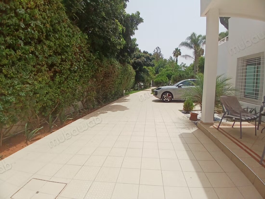 فيلا للإيجار في الرباط (سويّسي) — Photo 24