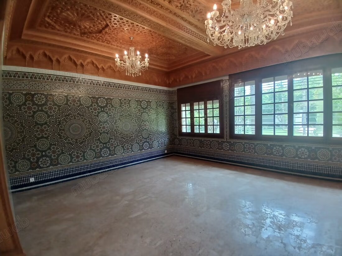 فيلا للإيجار في الرباط (سويّسي) — Photo 29
