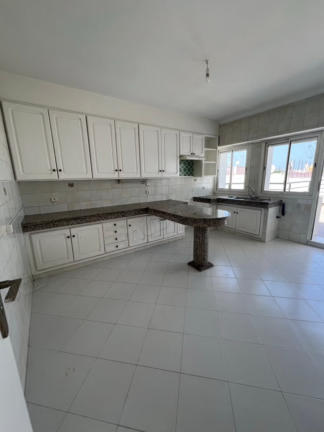 Appartement à louer à Rabat — Photo 10