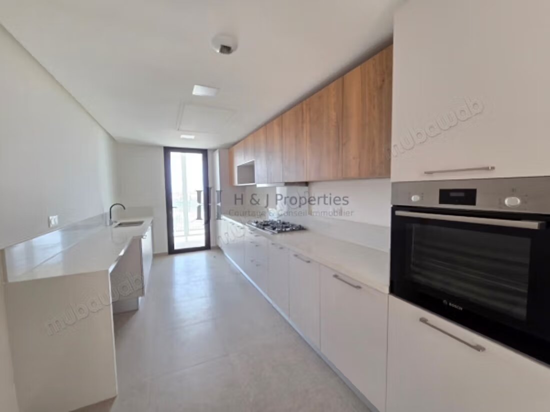 T5 Apartment 295 sqm for Sale in Casablanca — Photo 5