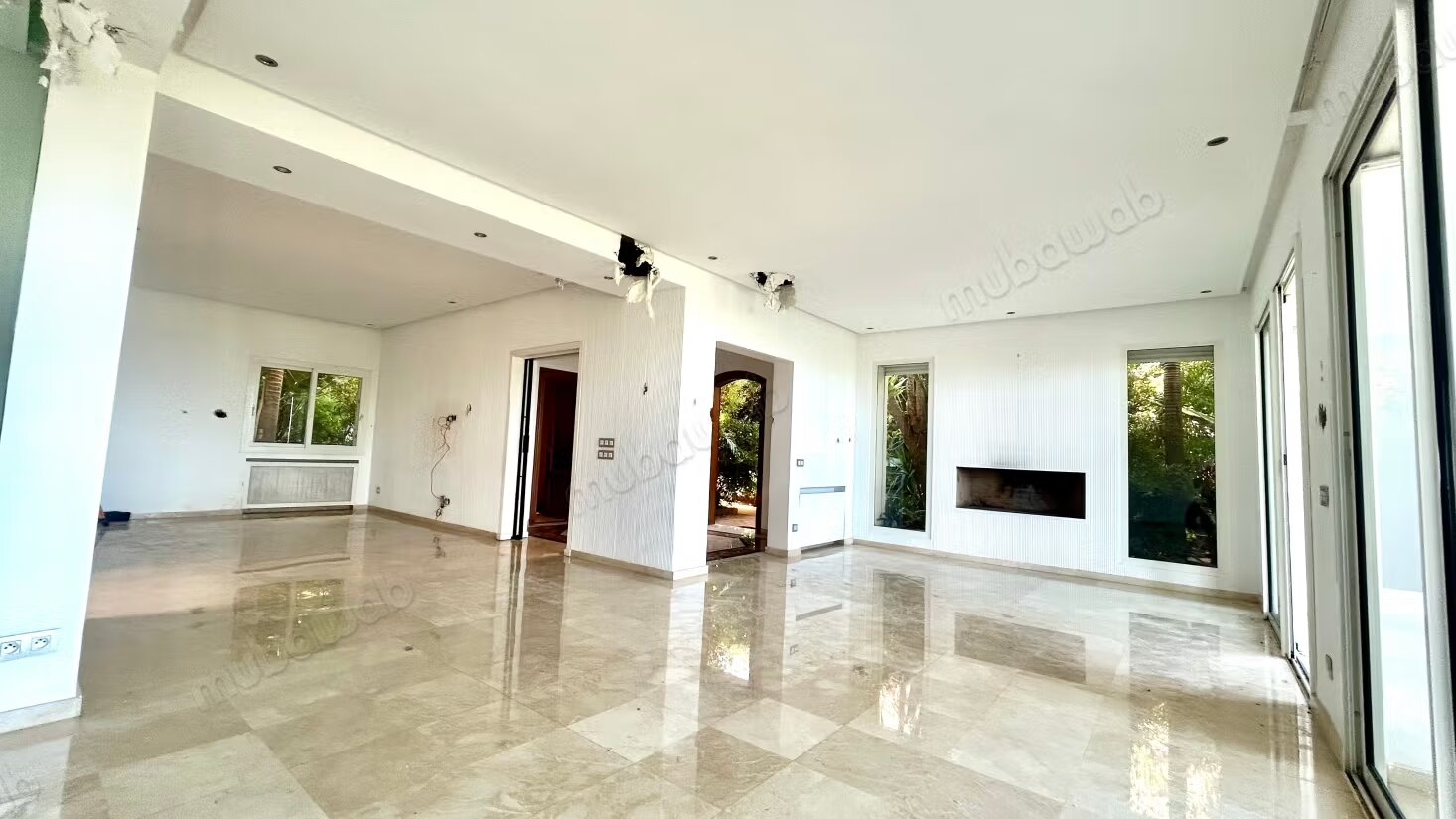 Villa 4 chambres à louer à Ain Diab, Casablanca — Photo 3