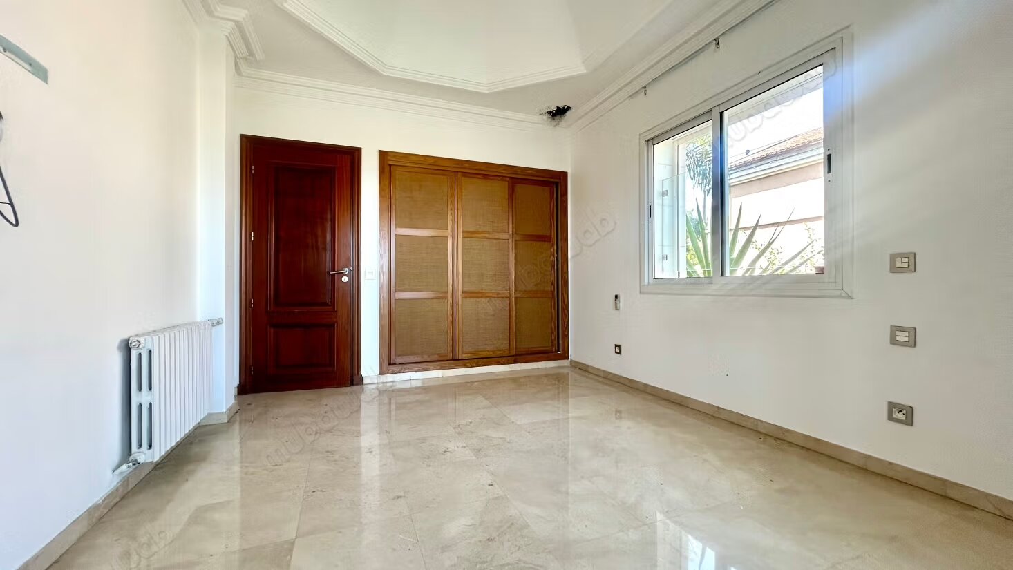 Villa 4 chambres à louer à Ain Diab, Casablanca — Photo 9