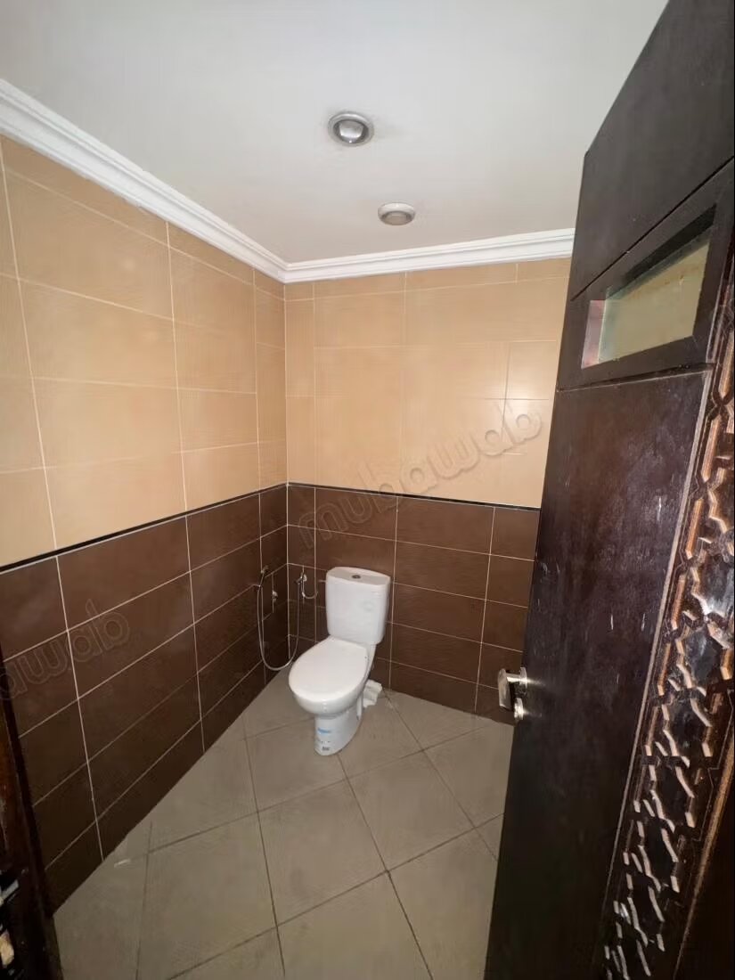 60 m² Office for Rent in Tangier — Photo 6