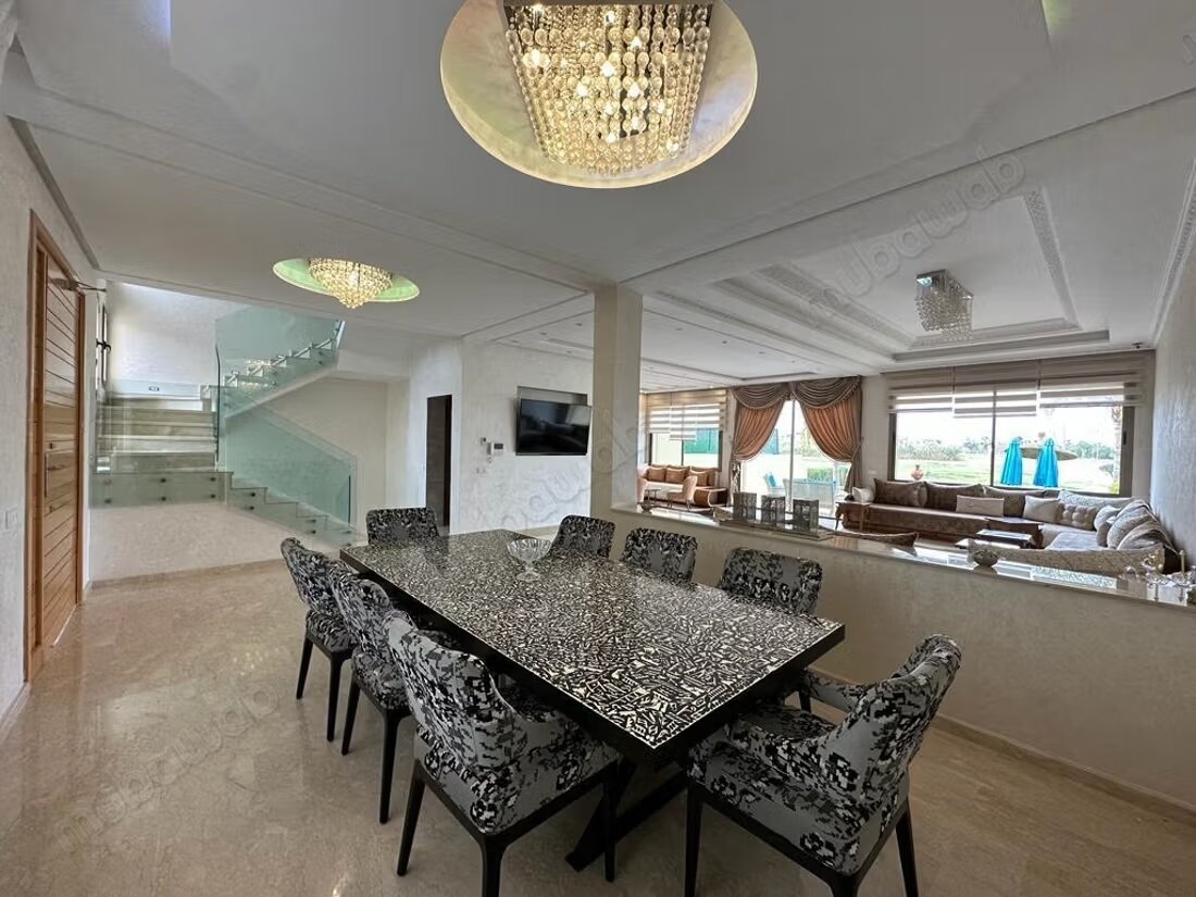 Villa for rent 270 m² in Marrakech — Photo 7