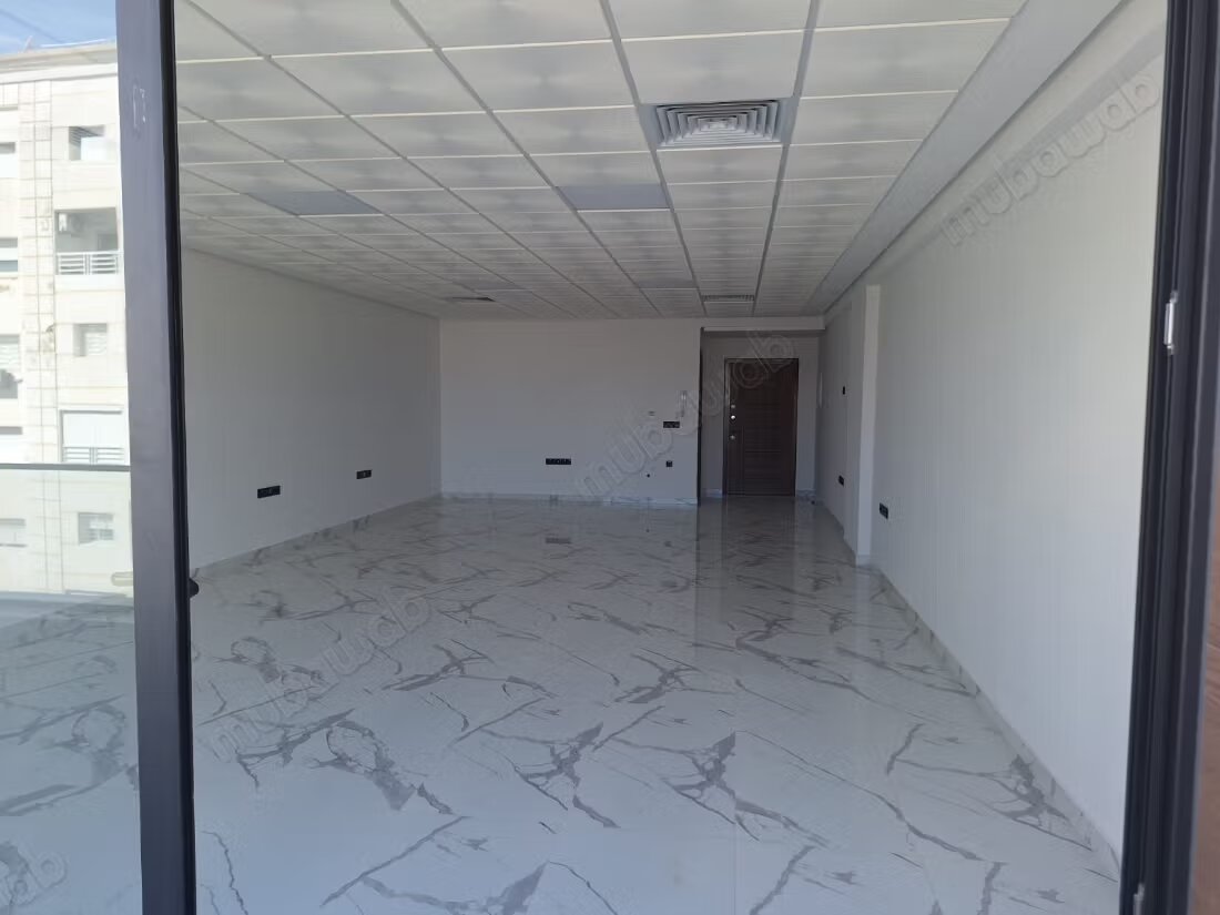 Bureau 72 m² à louer à Meknès — Photo 7