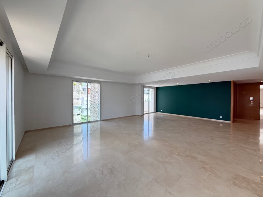 Appartement 415 m² à louer à الدار البيضاء — Photo 8